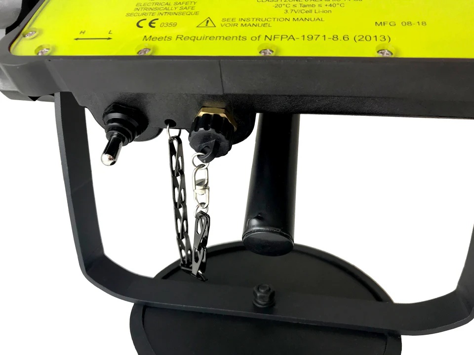 Nightstick, Intrinsically Safe Magnetic Scene Light w/Blow Molded Case - Li-Ion - Green - UL913 / ATEX, 5592GX